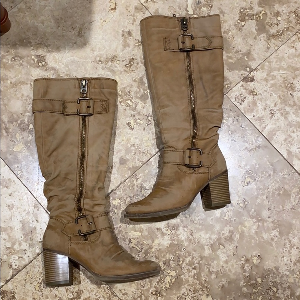 Cute high heel boots!!